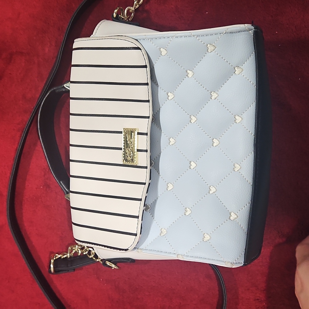 Luv Betsey by Betsey Johnson LBADDY Blue and black quilted crossbody - Picture 9 of 9